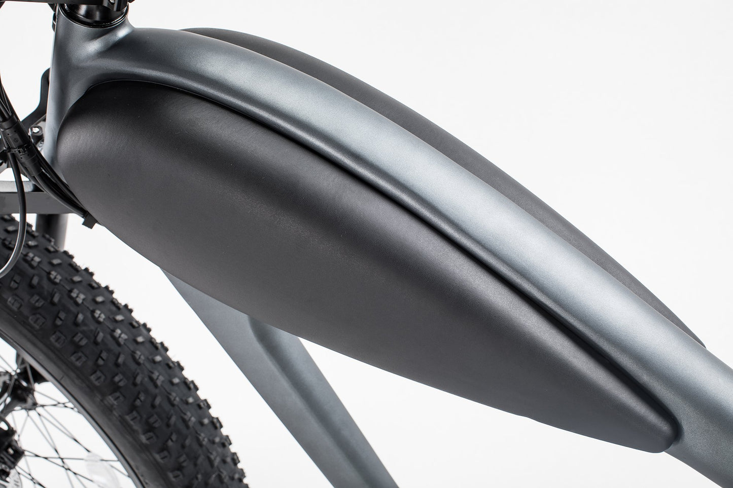 Revi Bikes Cheetah Cafe Racer Elite 26 Inch Fat Tire Ebike 48V 750W Electric Bike